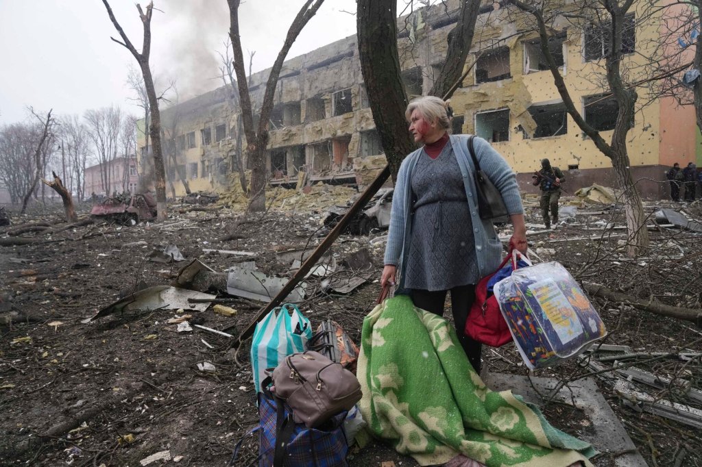 Ukraine: Life Under Attack&nbsp;(2022)